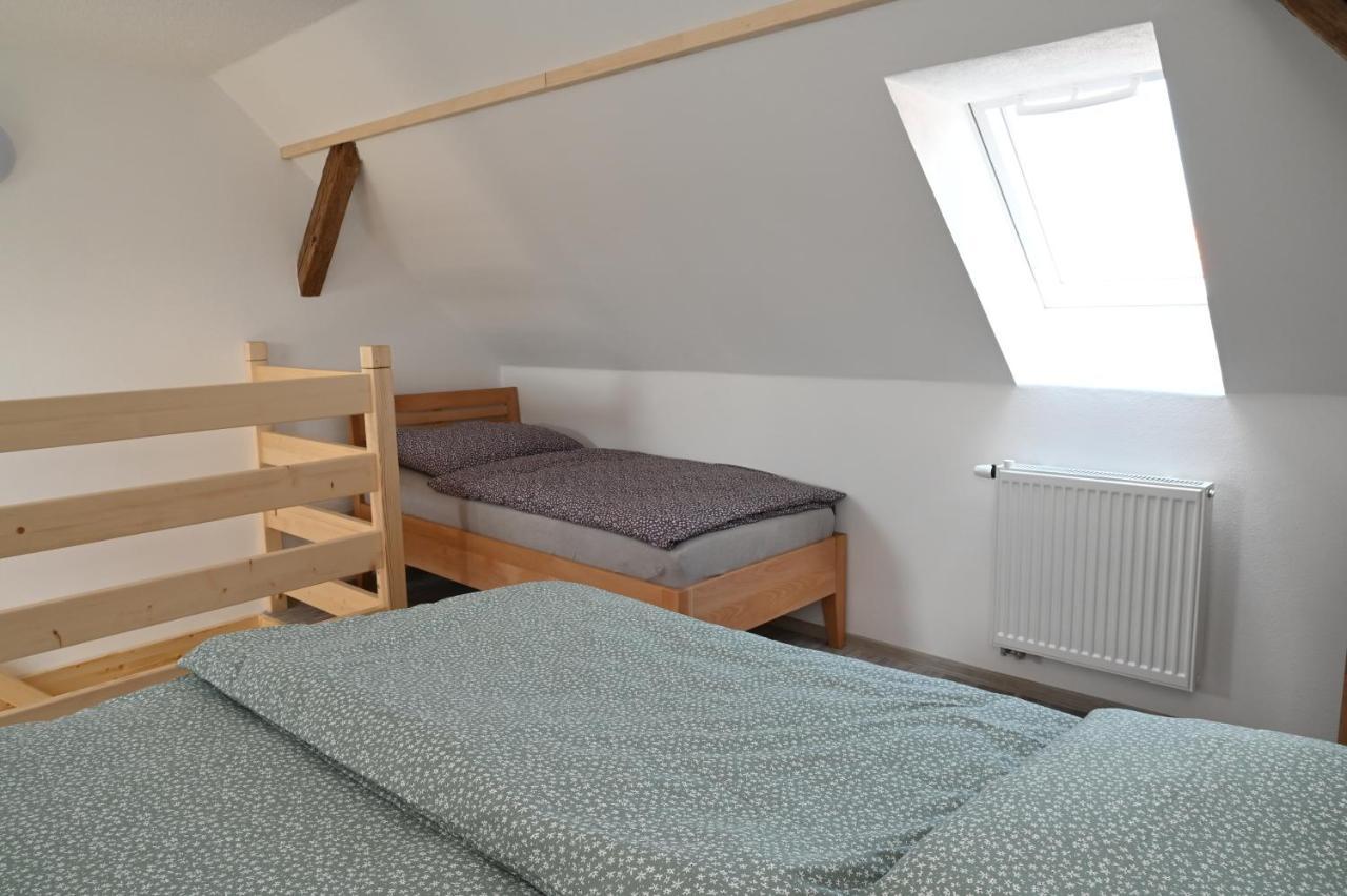 Penzion Mezi Radky Jindřichův Hradec Buitenkant foto